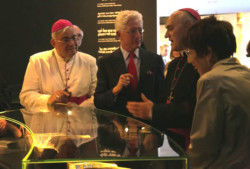 Per i 50 anni del Museo di Israele, dal Vaticano un codice miniato