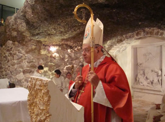 29 giugno. Monsignor Giuseppe Nazzaro, vicario apostolico di Aleppo, presiede a Damasco la celebrazione per l'apertura dell'Anno Paolino che coincide con l'inaugurazione della nuova cappella.