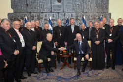 I vescovi europei in Terra Santa ricevuti dai presidenti palestinese e israeliano