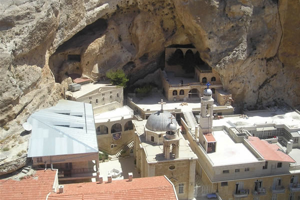 Maaloula, il monastero di Santa Tecla tra due fuochi