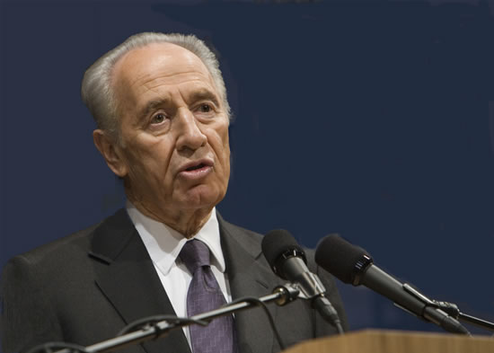 Peres dal Papa: «Con la Santa Sede accordo entro l’anno»