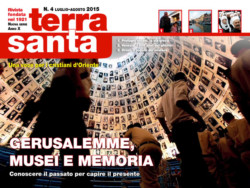 La rivista <i>Terrasanta</i> di luglio-agosto 2015 sui <i>tablet</i>