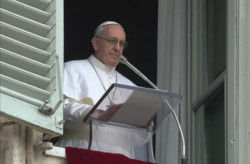 Papa Francesco invoca la pace per la Siria e per il mondo