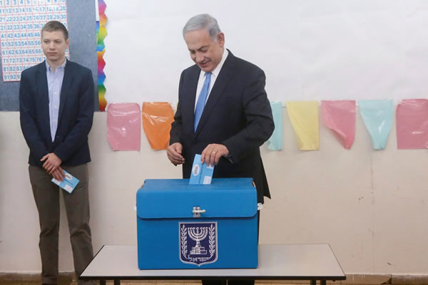 In Israele il premier Netanyahu vince la sua scommessa con gli elettori