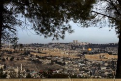 Gerusalemme: la cabinovia che divide