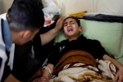 Gaza, ospedali al collasso