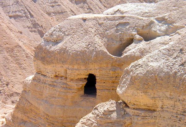 Risultati immagini per rotoli di qumran