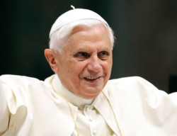 Benedetto XVI: «In Terra Santa c’è bisogno di un credibile impegno di pace»