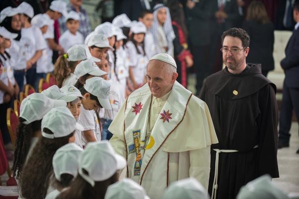 Un aiuto del Papa ai bimbi dei campi profughi palestinesi