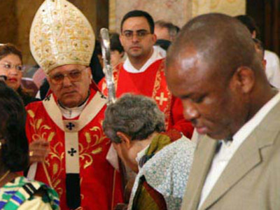 Il patriarca Sabbah: «Digiuniamo e preghiamo per la pace»
