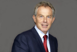 Blair: le religioni giochino un ruolo per la pace in Medio Oriente