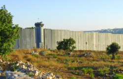 Gaza, un nuovo muro