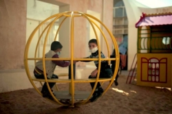 I bambini di Gaza fanno i conti col Covid