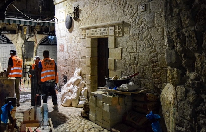 Lavori in corso sulla Via Dolorosa