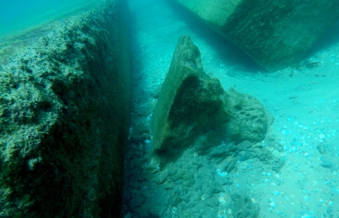 Un carico di marmi del II secolo ritrovato al largo di Cesarea