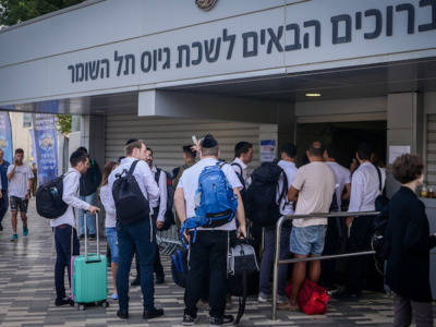Tremila israeliani ultraortodossi chiedono di arruolarsi. Una svolta?