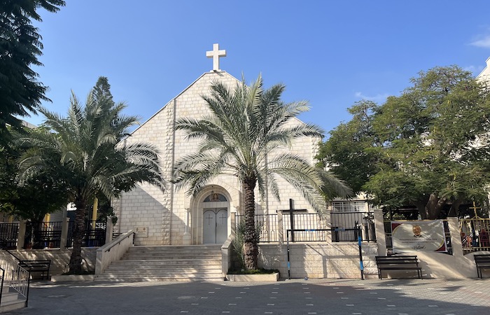 Anche la parrocchia di Gaza sotto attacco