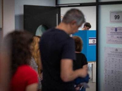 In Israele affluenza record di elettori alle urne
